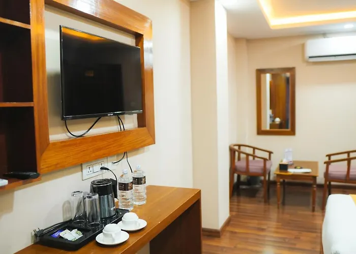 Hotel Mitra *